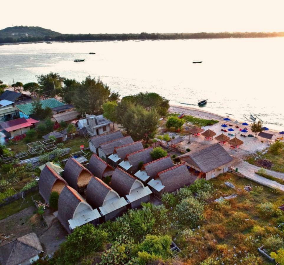 Sunset Beach Bungalow غيلي مينو المظهر الخارجي الصورة