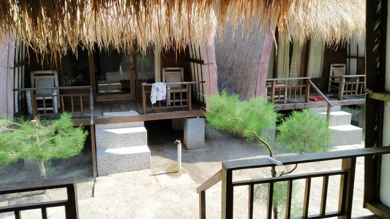 Sunset Beach Bungalow غيلي مينو المظهر الخارجي الصورة