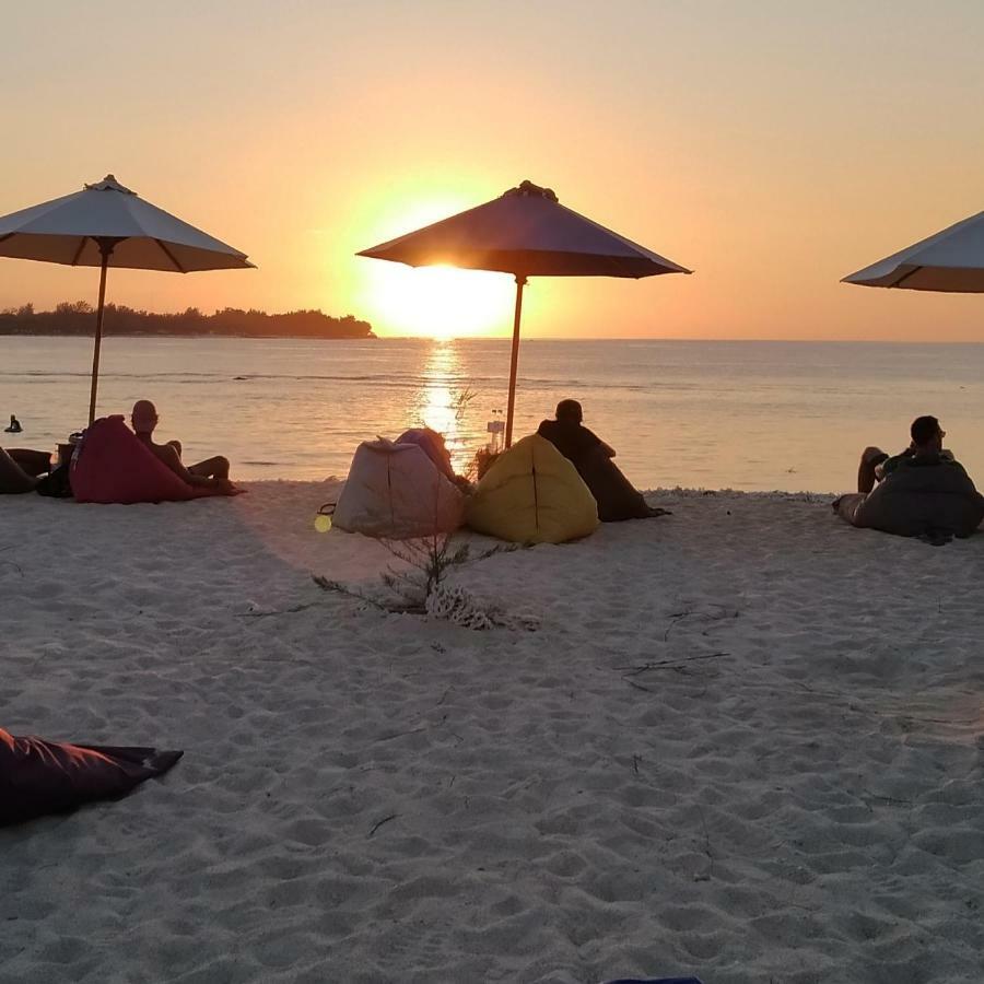 Sunset Beach Bungalow غيلي مينو المظهر الخارجي الصورة