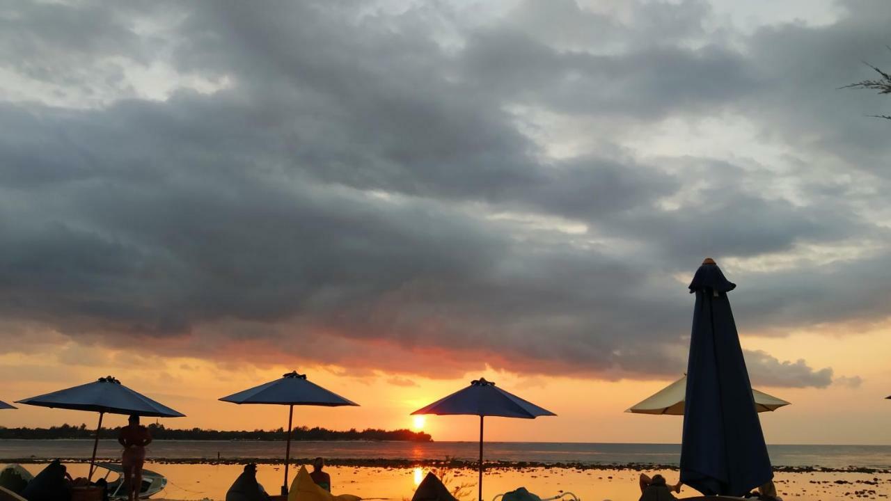 Sunset Beach Bungalow غيلي مينو المظهر الخارجي الصورة
